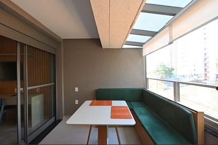 Varanda de kitnet/studio para alugar com 1 quarto, 32m² em Vila Clementino, São Paulo