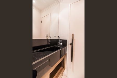 Apartamento à venda com 158m², 3 quartos e 3 vagas Apartamento à venda com 158m², 3 quartos e 3 vagasLavabo