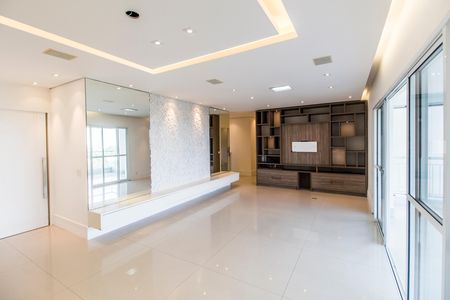 Sala de apartamento à venda com 3 quartos, 158m² em Centro Empresarial Tamboré, Santana de Parnaíba