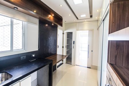 Apartamento à venda com 158m², 3 quartos e 3 vagas Apartamento à venda com 158m², 3 quartos e 3 vagasCozinha