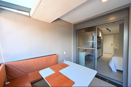 Studio para alugar com 32m², 1 quarto e sem vagaVaranda
