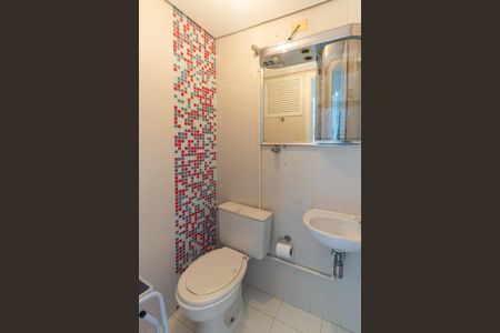Apartamento para alugar com 98m², 2 quartos e 2 vagas Apartamento para alugar com 98m², 2 quartos e 2 vagasBanheiro de serviço