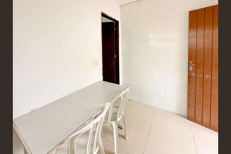 Sala/Cozinha de kitnet/studio para alugar com 1 quarto, 35m² em São João do Rio Vermelho, Florianópolis