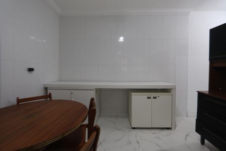 Casa para alugar com 130m², 2 quartos e 1 vagaCozinha