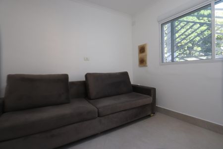 Sala de casa para alugar com 2 quartos, 130m² em Vila Graciosa, São Paulo