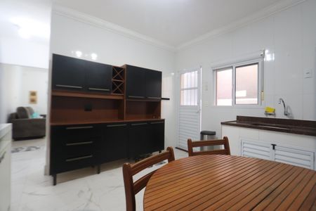 Casa para alugar com 130m², 2 quartos e 1 vagaCozinha
