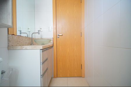 Apartamento para alugar com 62m², 2 quartos e 1 vagaBanheiro 