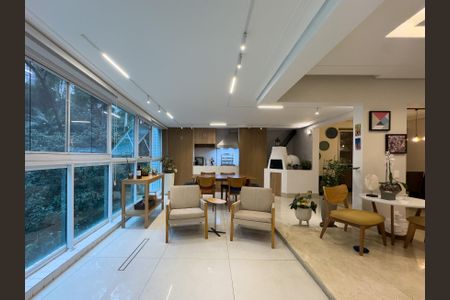 Foto 06 de apartamento à venda com 3 quartos, 207m² em Jardim Morumbi, São Paulo
