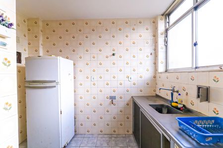 Apartamento para alugar com 51m², 2 quartos e 1 vaga Apartamento para alugar com 51m², 2 quartos e 1 vagaCozinha e Área de Serviço