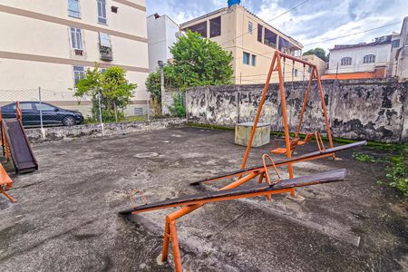 Apartamento para alugar com 51m², 2 quartos e 1 vaga Apartamento para alugar com 51m², 2 quartos e 1 vagaÁrea comum - Playground