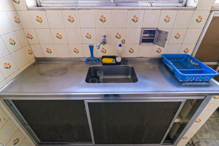 Apartamento para alugar com 51m², 2 quartos e 1 vaga Apartamento para alugar com 51m², 2 quartos e 1 vagaCozinha e Área de Serviço