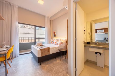 Apartamento à venda com 24m², 1 quarto e sem vagaSala / Quarto