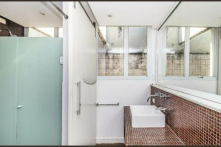 Foto 15 de casa à venda com 3 quartos, 340m² em Campo Belo, São Paulo