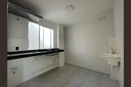 Cozinha de apartamento à venda com 2 quartos, 39m² em Canudos, Novo Hamburgo