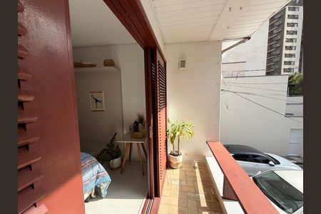 Casa de condomínio à venda com 120m², 1 quarto e 1 vaga Casa de condomínio à venda com 120m², 1 quarto e 1 vagaVaranda 2
