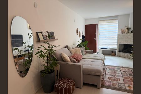 Sala de casa de condomínio à venda com 1 quarto, 120m² em Jardim das Acacias, São Paulo