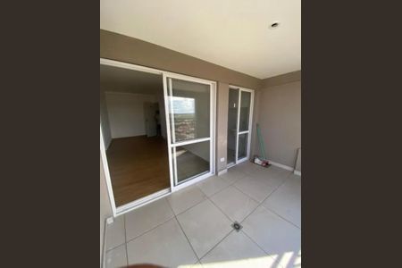 Apartamento para alugar com 67m², 2 quartos e 2 vagas Apartamento para alugar com 67m², 2 quartos e 2 vagasVaranda
