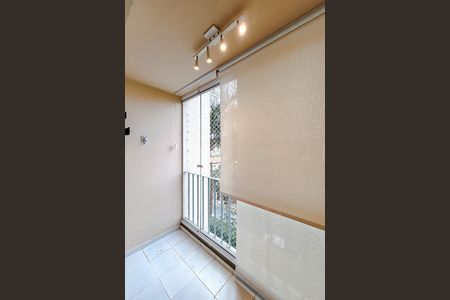 Apartamento para alugar com 60m², 2 quartos e 1 vagaVaranda