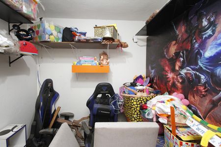 Casa à venda com 370m², 4 quartos e 3 vagasEscritório 2