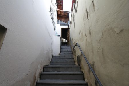 Casa à venda com 370m², 4 quartos e 3 vagasEscada