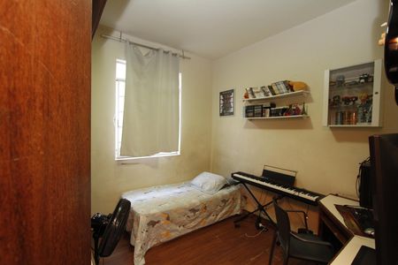 Casa à venda com 370m², 4 quartos e 3 vagasQuarto 