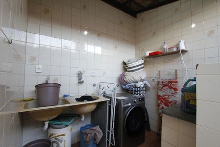 Casa à venda com 370m², 4 quartos e 3 vagasÁrea de Serviço