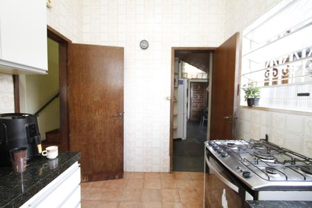 Casa à venda com 370m², 4 quartos e 3 vagasCozinha