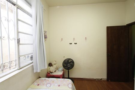 Casa à venda com 370m², 4 quartos e 3 vagasQuarto 2