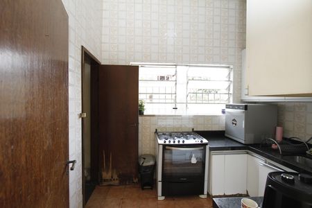 Casa à venda com 370m², 4 quartos e 3 vagasCozinha