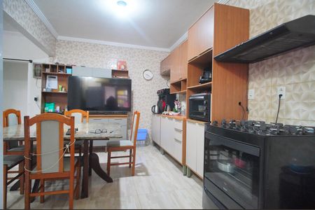 Casa para alugar com 91m², 3 quartos e 2 vagasCozinha
