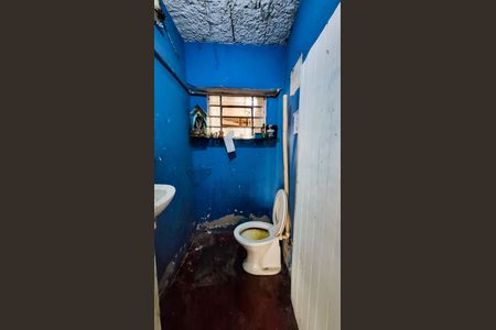 Casa à venda com 125m², 3 quartos e sem vaga Casa à venda com 125m², 3 quartos e sem vagaBanheiro