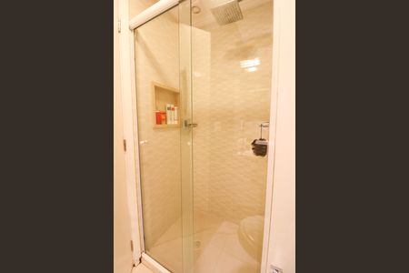 Apartamento à venda com 100m², 1 quarto e 2 vagas Apartamento à venda com 100m², 1 quarto e 2 vagasBanheiro da Suíte 2
