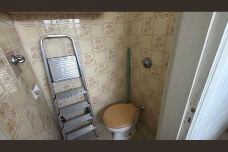 Apartamento à venda com 79m², 2 quartos e 1 vaga Apartamento à venda com 79m², 2 quartos e 1 vagaBanheiro de serviço