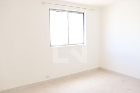 Quarto 01 de apartamento para alugar com 3 quartos, 50m² em Setor Central, Goiânia