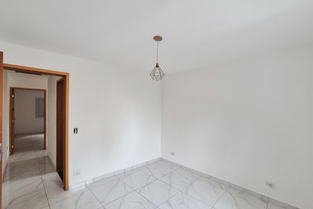 Casa para alugar com 74m², 2 quartos e 2 vagasQuarto 1