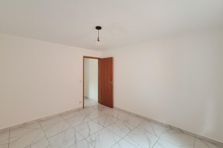 Casa para alugar com 74m², 2 quartos e 2 vagasQuarto 2