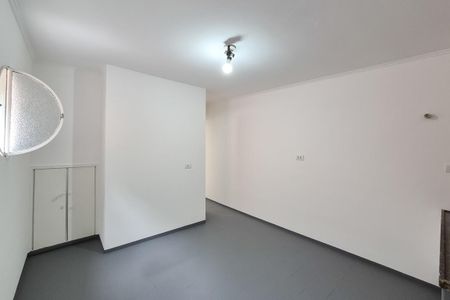 Casa para alugar com 74m², 2 quartos e 2 vagasCozinha