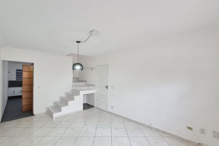 Sala de casa para alugar com 2 quartos, 74m² em Baeta Neves, São Bernardo do Campo