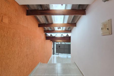 Casa para alugar com 74m², 2 quartos e 2 vagasQuintal