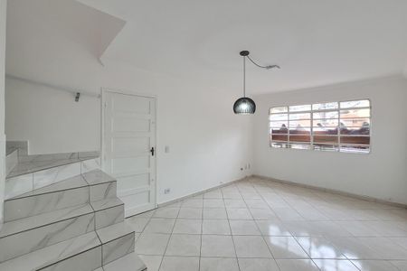 Sala de casa para alugar com 2 quartos, 74m² em Baeta Neves, São Bernardo do Campo