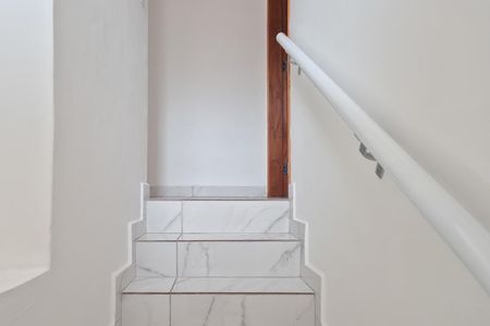 Casa para alugar com 74m², 2 quartos e 2 vagascorredor