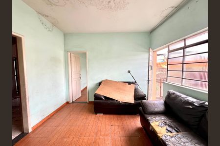 Sala de casa para alugar com 3 quartos, 468m² em Floramar, Belo Horizonte