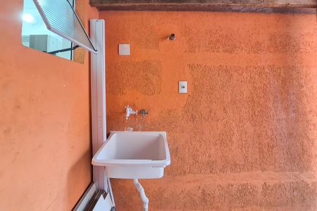 Casa para alugar com 54m², 1 quarto e sem vaga Casa para alugar com 54m², 1 quarto e sem vagaÁrea de Serviço