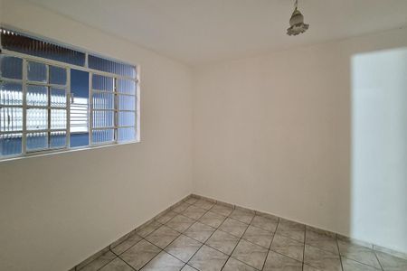 Casa para alugar com 54m², 1 quarto e sem vaga Casa para alugar com 54m², 1 quarto e sem vagasala