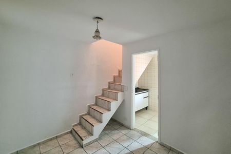 Casa para alugar com 54m², 1 quarto e sem vaga Casa para alugar com 54m², 1 quarto e sem vagasala