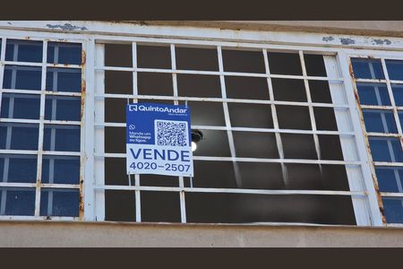 Casa à venda com 100m², 3 quartos e 1 vaga Casa à venda com 100m², 3 quartos e 1 vagaPlaquinha