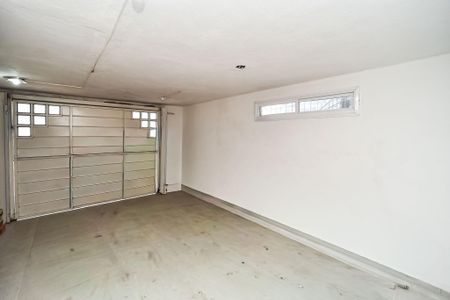 Casa à venda com 100m², 3 quartos e 1 vaga Casa à venda com 100m², 3 quartos e 1 vagaGaragem