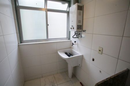 Apartamento à venda com 66m², 3 quartos e 1 vagaÁrea de Serviço