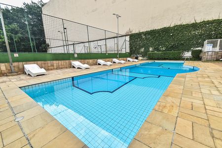 Apartamento à venda com 62m², 3 quartos e 1 vaga Apartamento à venda com 62m², 3 quartos e 1 vagaÁrea comum - Piscina