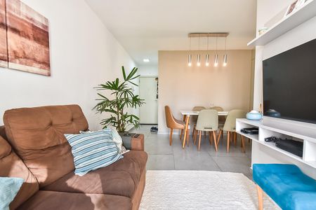 Apartamento à venda com 62m², 3 quartos e 1 vaga Apartamento à venda com 62m², 3 quartos e 1 vagaSala